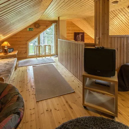 펜션 Komsikko B By Interhome